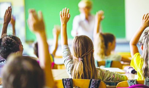 221 bin 739 kız çocuğu  okul dışında kaldı