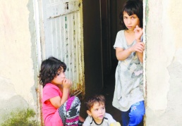 221 bin 739 kız çocuğu  yine okul dışında kaldı