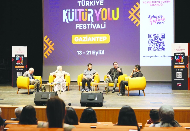Kültür ve hafızamızı gelecek nesillere de aktarmalıyız