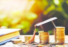 Son 10 yılda 19 milyon genç üniversiteyi bıraktı