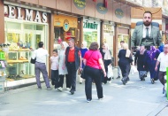 KESK’li KHK’lı ihraçlar bir an  önce görevlerine iade edilmeli