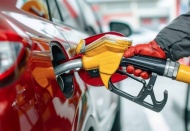 Benzine 1 lira zam geliyor