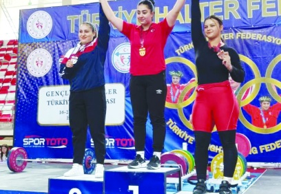 Türkiye Halter Şampiyonası’nda Türkiye birincisi oldular