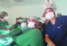 Kesik yapılmadan Bilateral Tüp Ligasyonu ameliyatı yapıldı