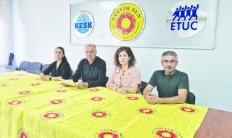 Öğretmenler, ağır maddi ve  psikolojik çöküşe sürükleniyor