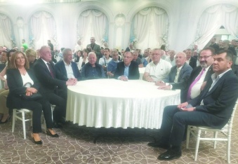 Parti batabilir yeter ki Veli Abimiz kızmasın!