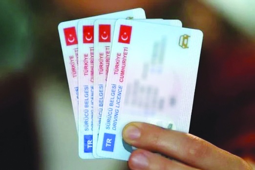 Hız sınırını geçen sürücülerin ehliyeti 90 günlüğüne iptal edilecek