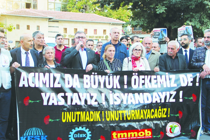 Cumhuriyet tarihinin en büyük  katliamı Ankara Gar katliamıdır
