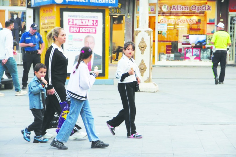 15 yaşından küçük 122, 15-17 yaş  arasında 5 bin 952 kız çocuğu doğum yaptı