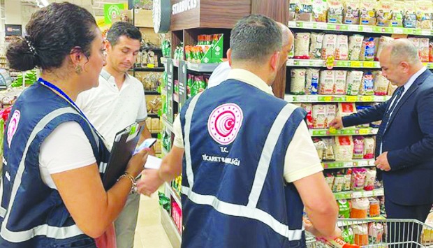 Fahiş fiyat, stokçuluk ve haksız ticari  uygulamalara 2,1 milyar ceza kesildi
