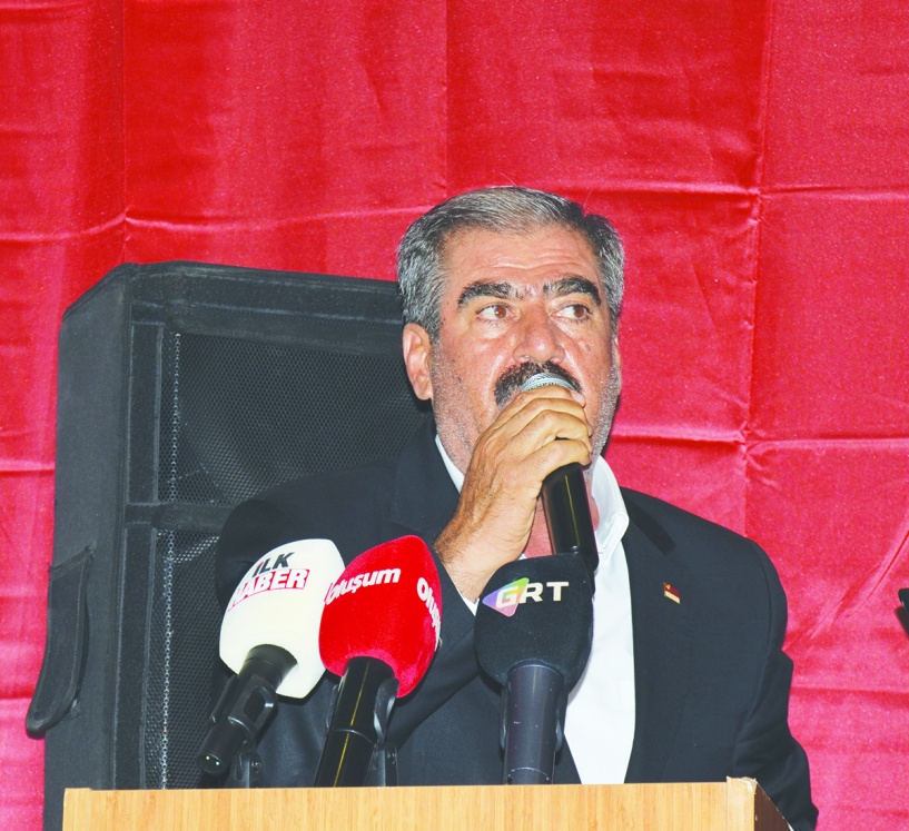 Sevgili Genel Başkanımız Özgür Özel’e Veli Ağbaba hayırlı olsun
