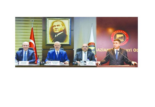 Sanayicilerimiz her türlü zorluğa rağmen  üretim, ihracat ve istihdamdan vazgeçmiyor