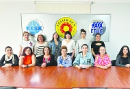 Kız çocukları, çocuk yaşta evlilik, şiddet  ve istismarın hedefi haline getiriliyor