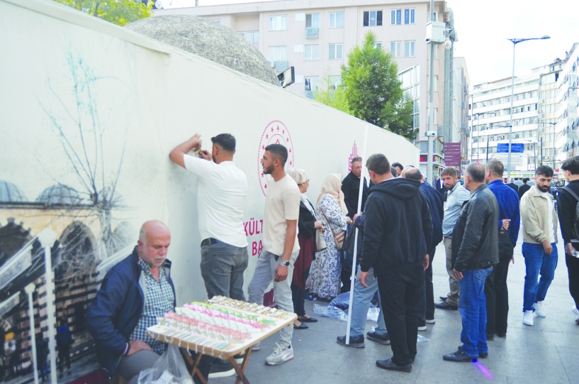 Montun 750 lira olduğunu duyan  vatandaş soluğu tezgah başında aldı