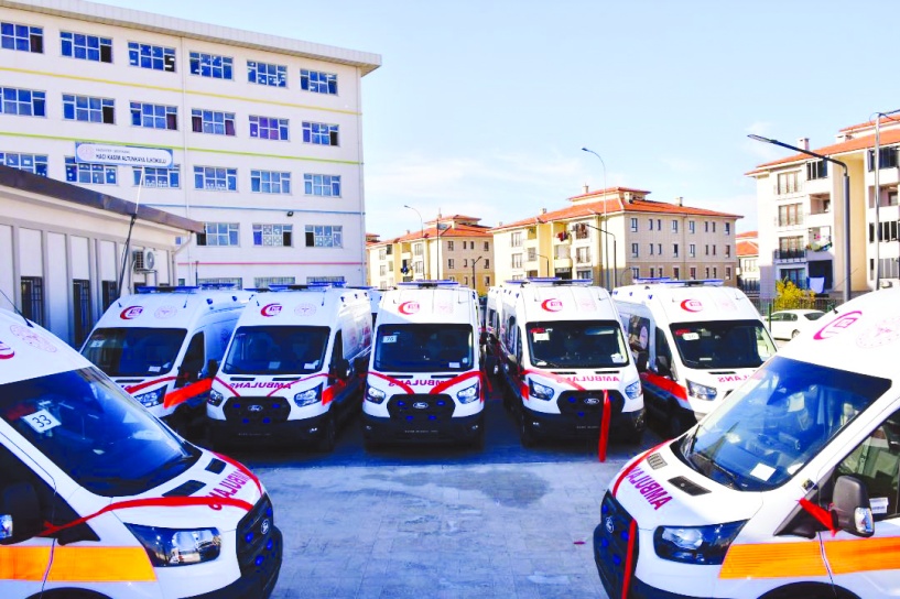 Sağlık Bakanlığı Antep’e 16 yeni ambulans gönderdi