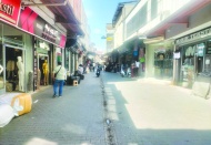 Tekstil sektörü küçülüyor şişiyoruz ve patlayacağız