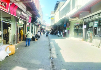 Tekstil sektörü küçülüyor şişiyoruz ve patlayacağız