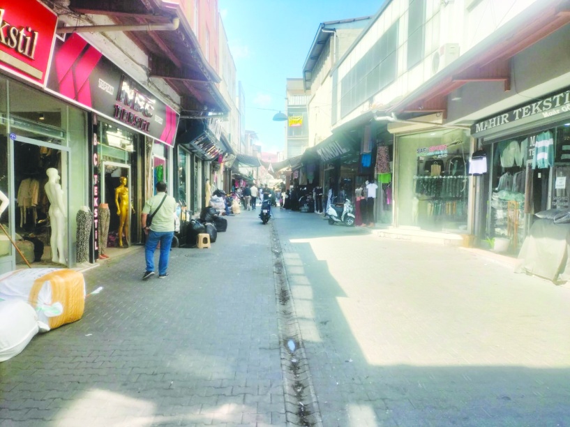 Tekstil sektörü küçülüyor şişiyoruz ve patlayacağız