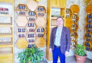 Koyun ve keçiye ne kadar destekleme veriliyorsa, arılı kovana da o verilmeli