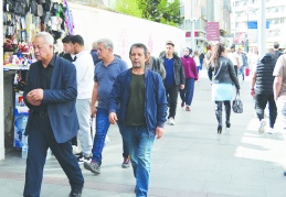 Ekonomi ve hukuk gibi  sorunlardan en fazla halk etkileniyor