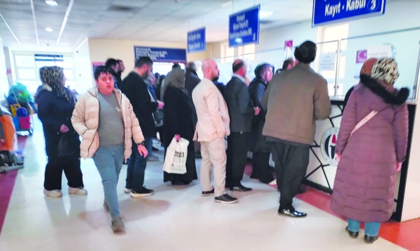 Liyakatsiz atamalar sağlık  sistemine zarar veriyor