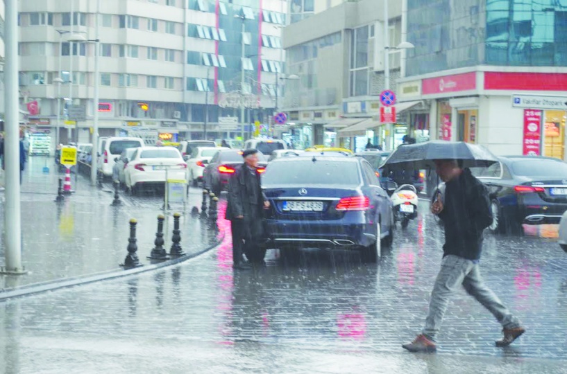 Yağış yüzleri güldürdü