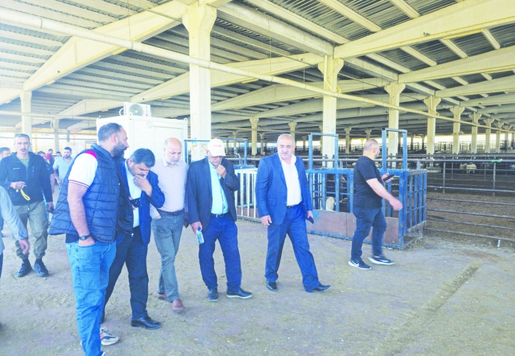 Ülke, çok ciddi anlamda  ekonomik sıkıntıdan geçiyor