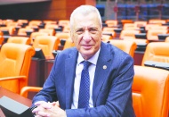 Öğretmen açığı 100 bin, atama  bekleyen 1 milyon öğretmen var