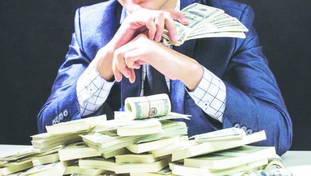 Dolar milyoneri sayısı 236 bini aştı