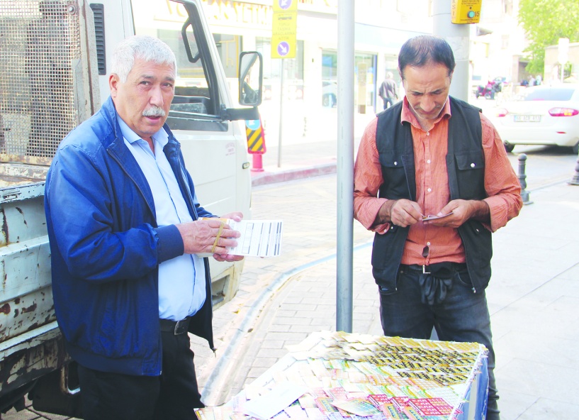 Milli piyango bileti satıcılığı tozlu raflarda yerini alacak