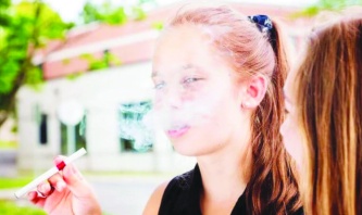 Türkiye’de sigara kullanım oranı erkeklerde yüzde 41, kadınlarda 14