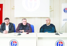 Dış ticaretin en önemli unsurlarından biri dil öğrenmek