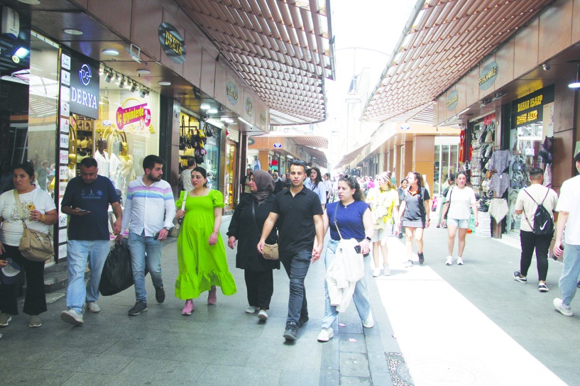 Türkiye’de yaşam süresi 78.1 yıla ulaştı, kadınlar erkeklerden 5 yıl fazla yaşıyor