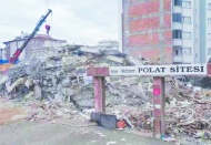 Yıkılan binaların sorumluluğunu ne belediyeler ne de AFAD kabul etti