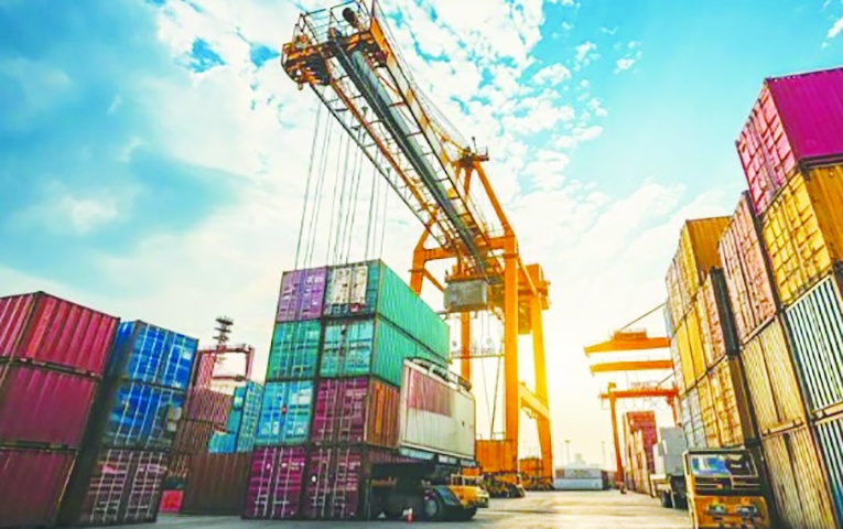 Türkiye’nin dış ticaret açığı  10 ayda 74,7 milyar dolar oldu