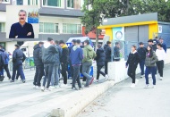 Öğrenciler okuldan koparak kontrolsüz ve riskli ortamlarda zaman geçiriyor