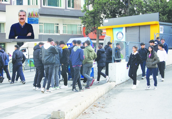 Öğrenciler okuldan koparak kontrolsüz ve riskli ortamlarda zaman geçiriyor