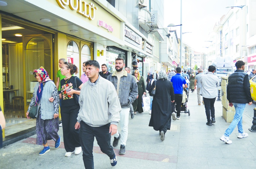 DİSK-AR: Geniş tanımlı işsiz sayısı 12 milyon sınırını aştı