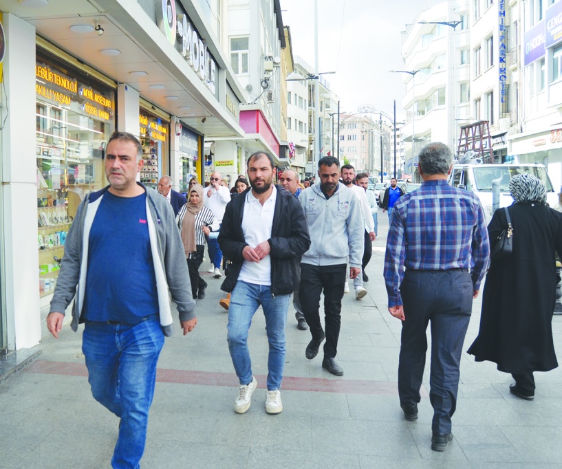 Türkiye’de işçilerin yarısı asgari ücretle ya da altında çalışıyor