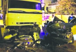 Kazada iki genç yaşamını kaybetti