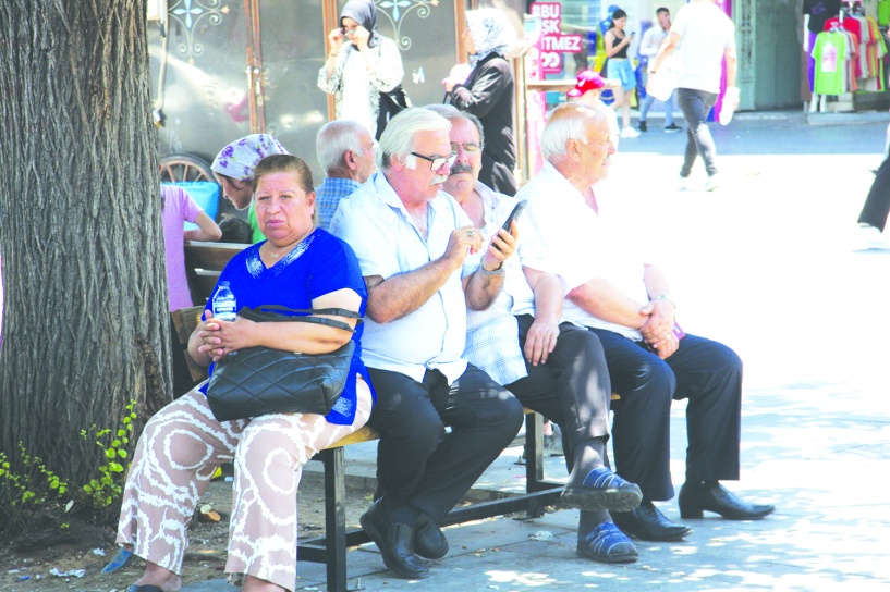 Emeklilere yapılacak net zam oranı aralık ayı enflasyonuyla netleşecek