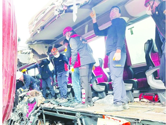 Antep-Adana yolunda kaza, 6 ölü