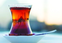 'Türkiye’de restoranların ve kafelerin yüzde 60-70’inde boyalı çay kullanılıyor'