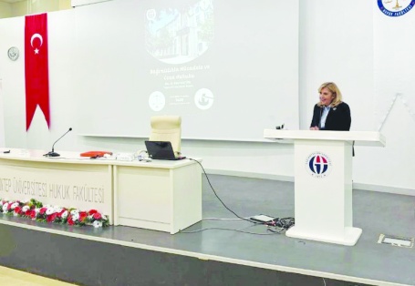 Bağımlılık giderek derinleşen  önemli bir toplumsal sorun