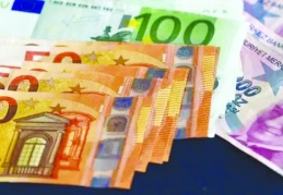 Euro 50 TL'yi aştı