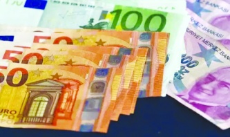 Euro 50 TL'yi aştı