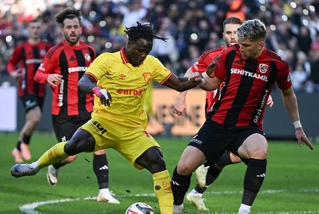 Gaziantep FK evinde 3 puan kaybetti