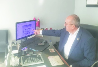 Vatandaş, SYV’nın ücretsiz  dağıttığı kömürü satıyor