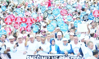 Memurlar yarın bir gün iş bırakacak