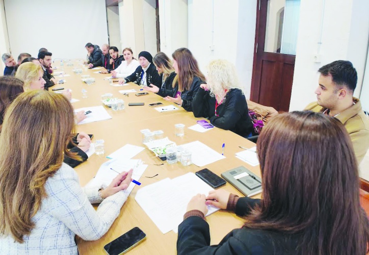 Deprem bölgelerinde yıkımın etkilerinin hâlâ devam ediyor